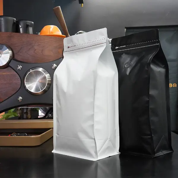 Sacs colorés de 1 kg pour emballages alimentaires