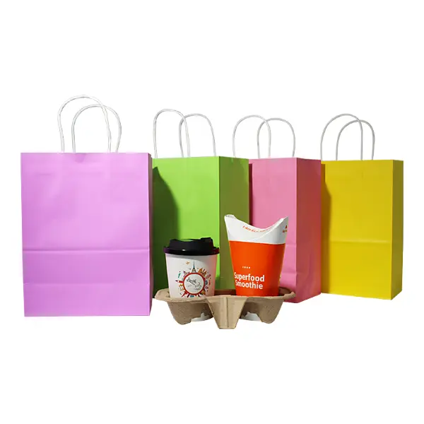 Sacs cadeaux en papier kraft moyen avec poignées de différentes couleurs de stock pour cafés