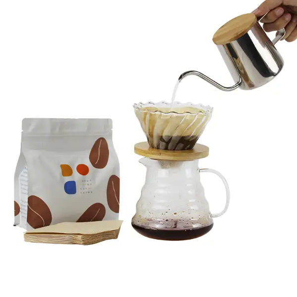 Papier filtre à café V60 en forme d’éventail utilisé pour l’infusion du café