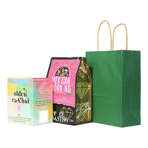 Stockez de petits sacs cadeaux avec une poignée utilisée pour les emballages de café et de nourriture