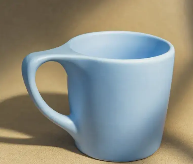 Design de tasse en céramique de café